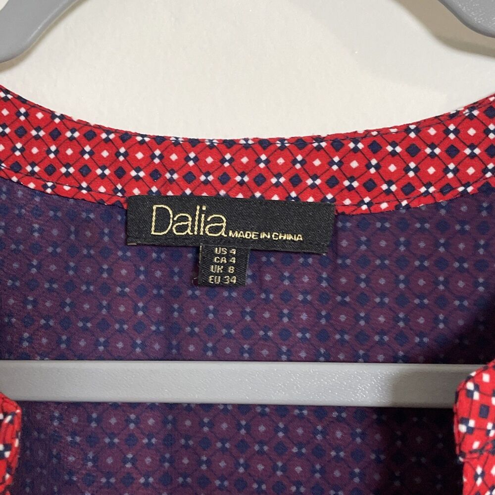 Dalia Sleeveless Dress, Lined, Non-stretch, V-Neck Red and Navy Size 4 - Picture 4 of 9